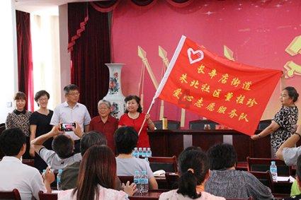 90后湖北轮椅美女:独居,超酷